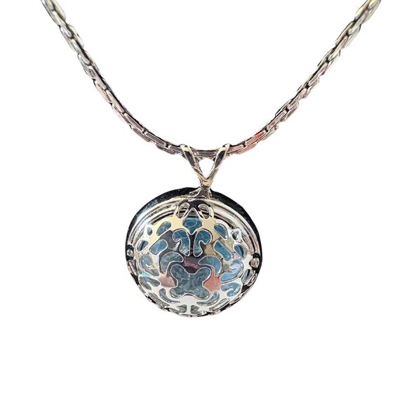 RARE 1984 Silvertone Aqua Filigree Pendant by Avon | 18" | Victorian Era | NIB - Picture 3 of 3